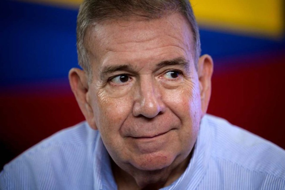 A Oposio a Maduro diz que Edmundo Gonzlez venceu as eleies com 67% dos votos. (Gabriela Oraa/AFP)