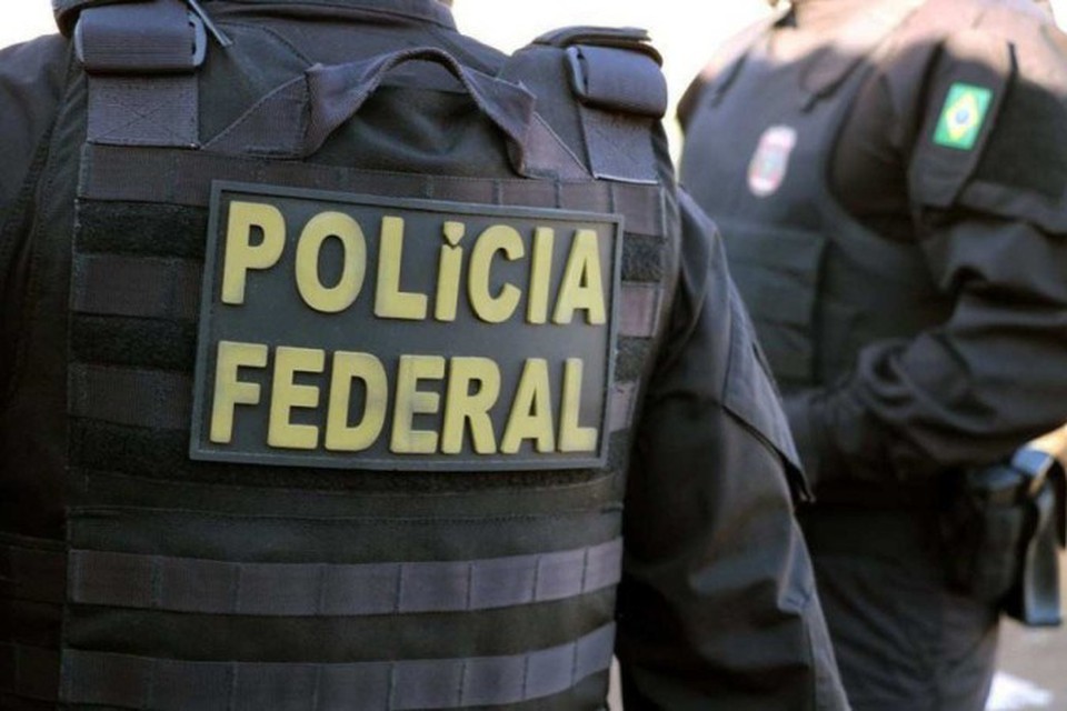 Foram cumpridos quatro mandados de busca e apreenso expedidos pela Justia Federal (foto: Divulgao/PF)