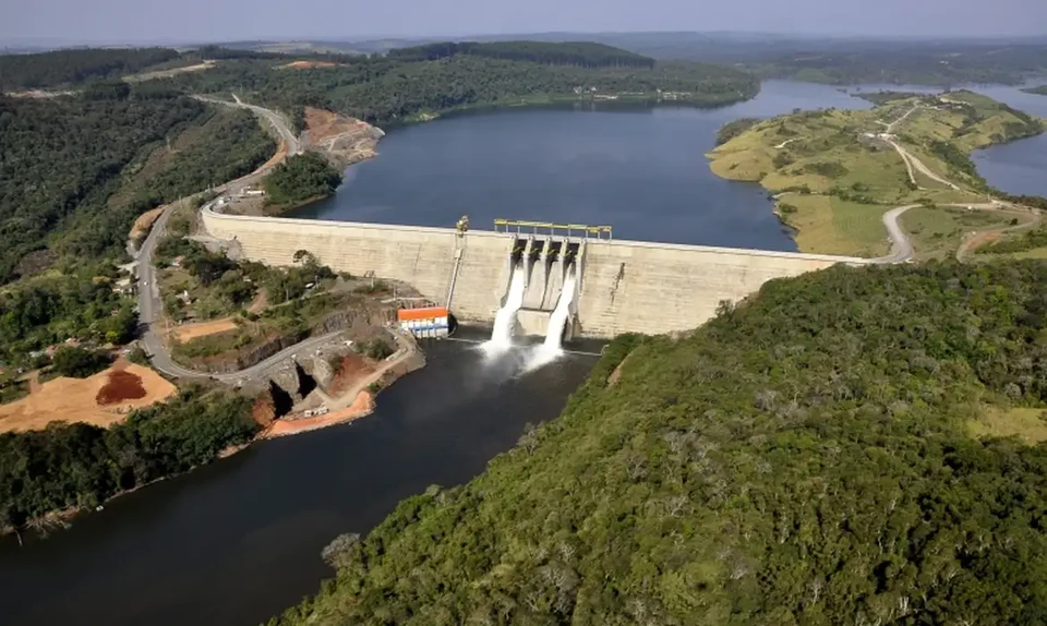 Brasil lidera o investimento das grandes potncias em energias limpas como a hidroeletricidade (Foto: Divulgao/Usina Hidroeltrica de Mau)