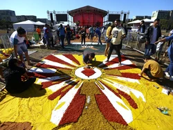 No Brasil, so realizadas diversas atividades para marcar a data, entre elas a tradicional confeco de tapetes nas ruas