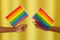 Dia Internacional Contra a Homofobia: 5 frases de apoio  comunidade LGBTQIA+ (Foto: Monstera Production/Pexels)