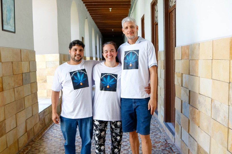 Robson, Adriana e Rafael apontam que  preciso democratizar acesso aos remdios  (Foto: Marina Torres/DP)