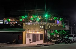 Homem  morto por PM aps ser barrado de bar e voltar armado (Foto: Reproduo/Google)