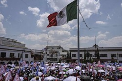 Candidato a vereador  assassinado no centro do Mxico (Foto: Yuri CORTEZ / AFP)