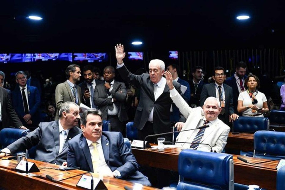Senadores decidiram sobre a matéria em votação simbólica e mantiveram o texto deliberado pela Câmara (Crédito: Roque de Sá/Agência Senado)