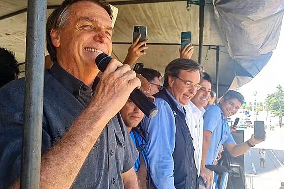 Jair Bolsonaro (PL) e Gilson Machado (PL) durante visita do ex-presidente ao Recife em 2022 (Reproduo)