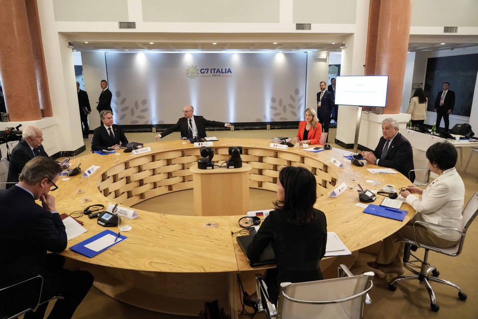 Ministros das Relaes Exteriores do G7 participam de reunio (Foto: GREGORIO BORGIA / POOL / AFP
)