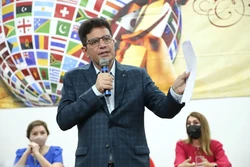 Dentre os denunciados, esto dois irmos do governador, servidores pblicos, empresrios e pessoas que teriam atuado como ''laranjas''