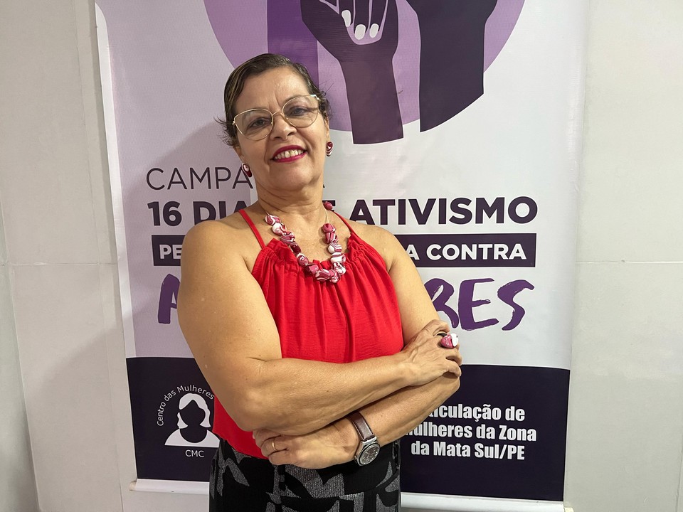 A coordenadora-geral do Centro de Mulheres do Cabo (CMC) fez críticas a falta de políticas públicas à favor das mulheres no Estado  (Foto: Divulgação/CMC)