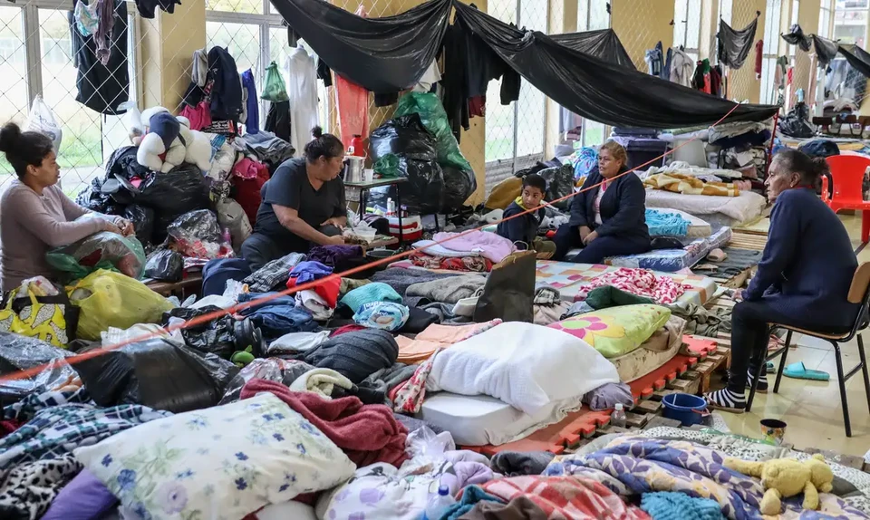 Primeiro lote ter imveis usados e novos que sero avaliados pela Caixa para serem destinados  habitao (foto: Rafa Neddermeyer/Agncia Brasil)