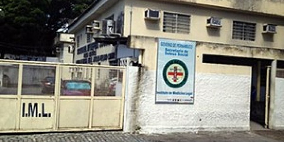 IML fica no Centro do Recife  (Foto: Arquivo)