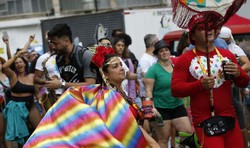 CNC estima que carnaval movimente R$ 8,1 bilhões em todo o país (Foto: Fernando Frazão/Agência Brasil)