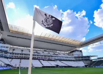 Preso por 8 anos, ex-jogador do Corinthians leva a vida aconselhando outros homens