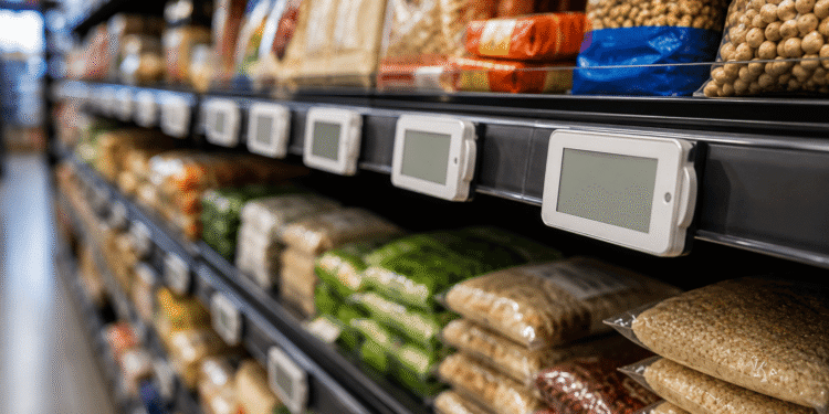 Etiquetas de preços foram substituídas nos supermercados