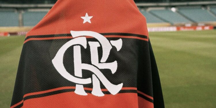 Melhor volante do Chile está quase assinando com o Flamengo