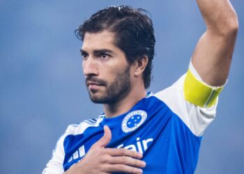 Aos 33 anos, Lucas Silva coleciona cavalos que podem custar R$ 1 milhão