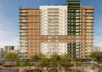 Com piscina aquecida e 17 andares, novo prédio no litoral custou R$ 96 milhões