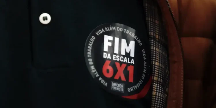 Algumas empresas já estão colocando fim na escala 6×1 para os trabalhadores