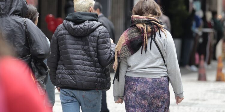 Após chuvas fortes, 5 estados vão congelar de frio nos próximos dias