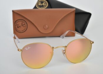 Donos da marca Ray-Ban entram em conflito por fortuna de € 40 bilhões