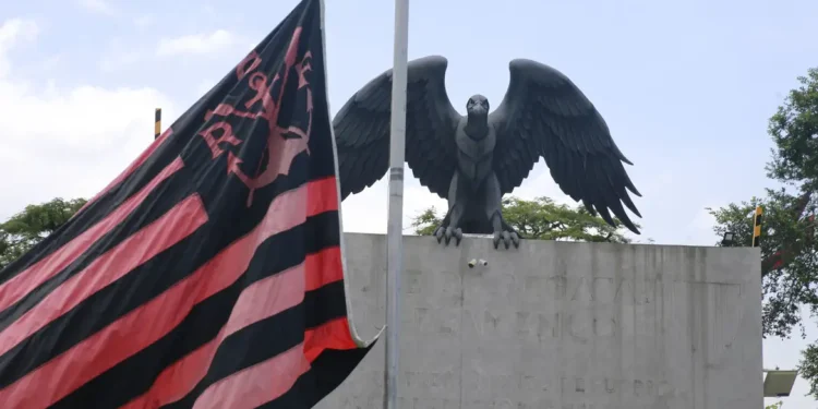 Antiga joia do Flamengo fechou com rival do Brasileirão