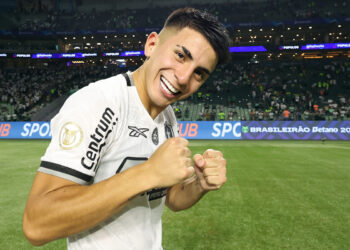 Manda-chuva do Flamengo bate o martelo sobre Thiago Almada
