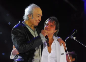 Filho de Erasmo surpreende e abandona parceria com Roberto Carlos