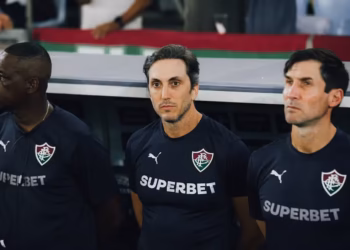 Após derrota para o Vasco, Zubeldía encerra ciclo no Fluminense