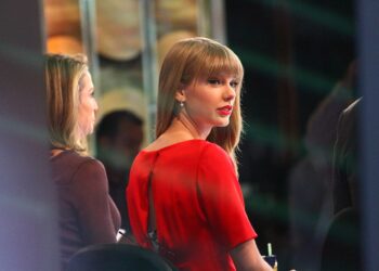 Ex-namorado de Taylor Swift foi lutar na guerra da Ucrânia escondido da família e agora está na lista de procurados da Rússia