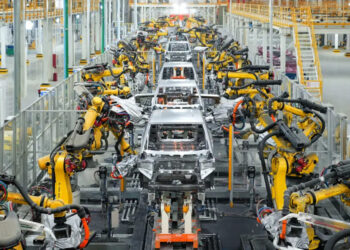 Maior fábrica byd fora china