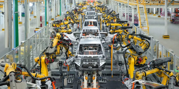 Maior fábrica byd fora china