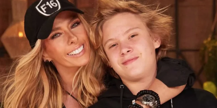 Filho adriane galisteu deixa luxo