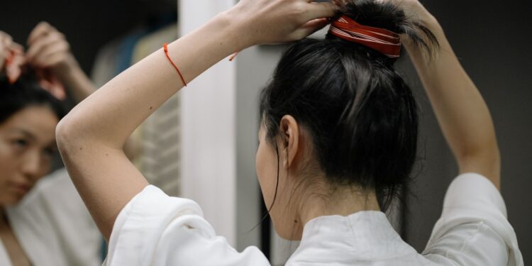Cabeleireiros revelam prender cabelo lugar