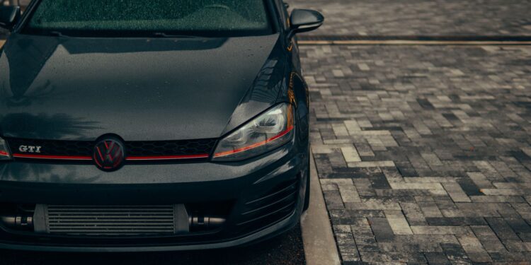 Dois carros volkswagen viraram xerox