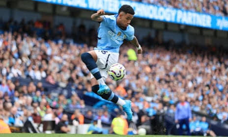 Perdeu espaço manchester city vendido