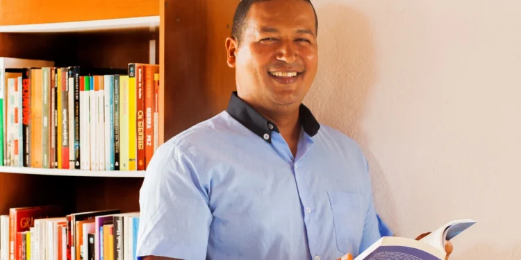 Era analfabeto funcional concluiu ensino