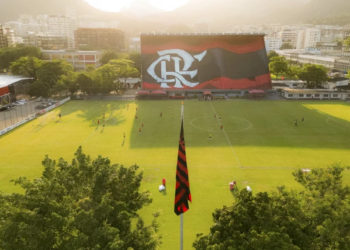 Flamengo confirmou contratação cara futebol