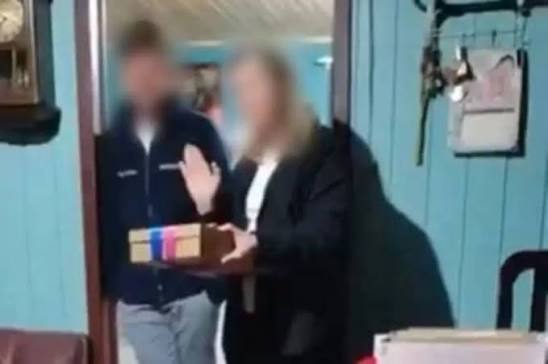 Grávida reuniu família chá revelação