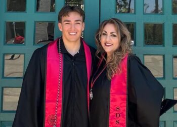 Mãe interrompeu faculdade gravidez passa