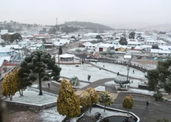 Neve brasil cidades ficaram completamente