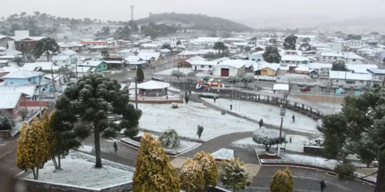 Neve brasil cidades ficaram completamente
