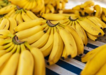 Melhor jeito guardar bananas amadureçam