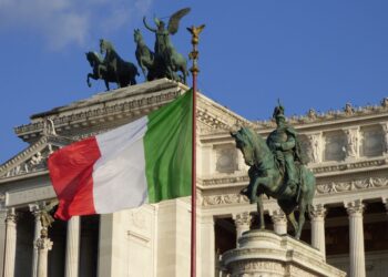 Provérbio italiano dorme apanha peixes