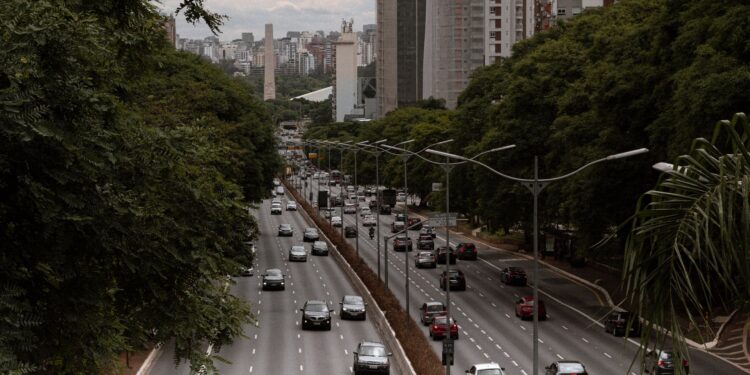 Carro chinês amado no Brasil fica R$ 5 mil mais barato