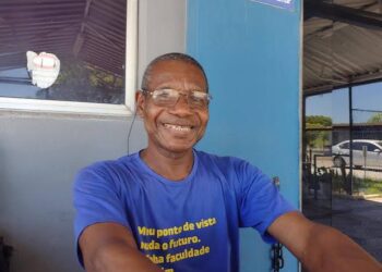 Precisou abandonar estudos trabalhar voltou