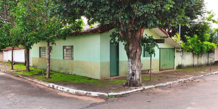 Quanto custa construir casa simples