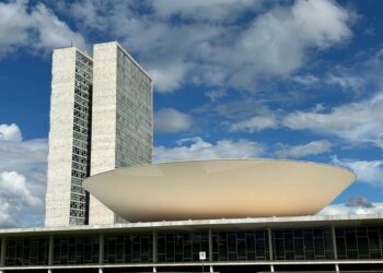 Salário deputado federal brasil veja