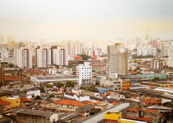 Paulo terá terça feira calor