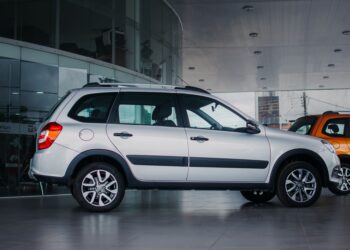 Carros seminovos abaixo mil entregam