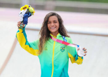 Rayssa leal constrói império milhões